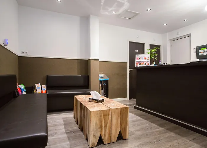 莫纳法酒店 酒店