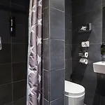 Hotel Manofa