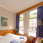 Manofa Hotel 2*