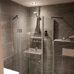 Hotel Manofa 2*