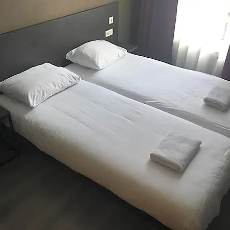 Manofa Hotel 2*