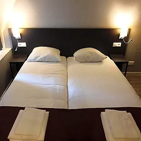 Manofa Hotel 2*