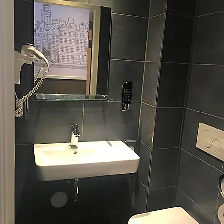Manofa Hotel 2*