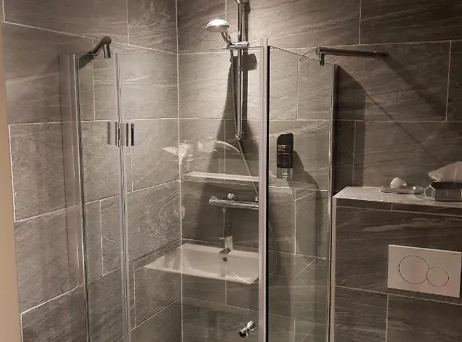 ホテル マノファ 2*